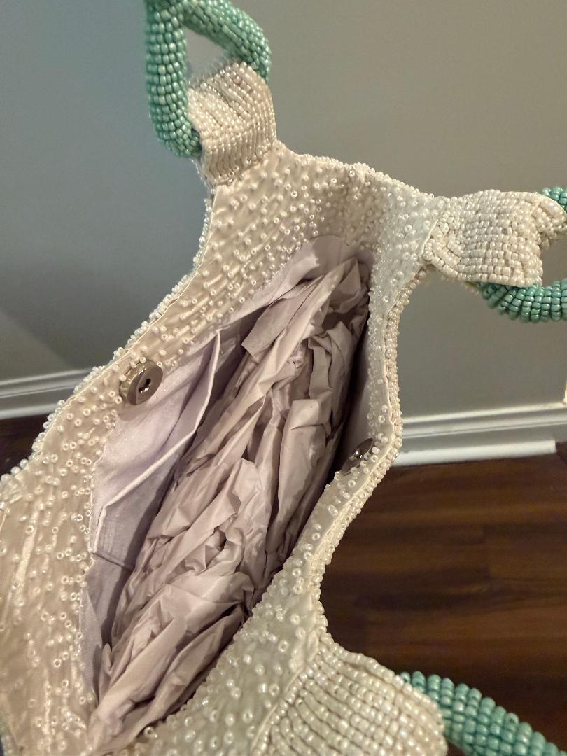 Trending Beaded Bags and Resort Collection - Turquoise Sea Turtle