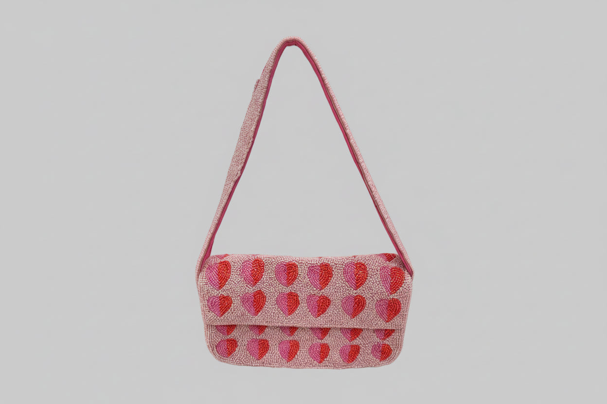 Beaded bag Small handbag with heart pattern 