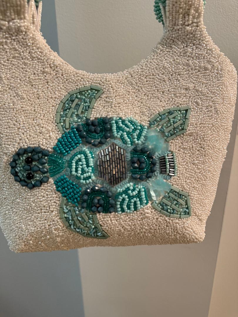 Trending Beaded Bags and Resort Collection - Turquoise Sea Turtle