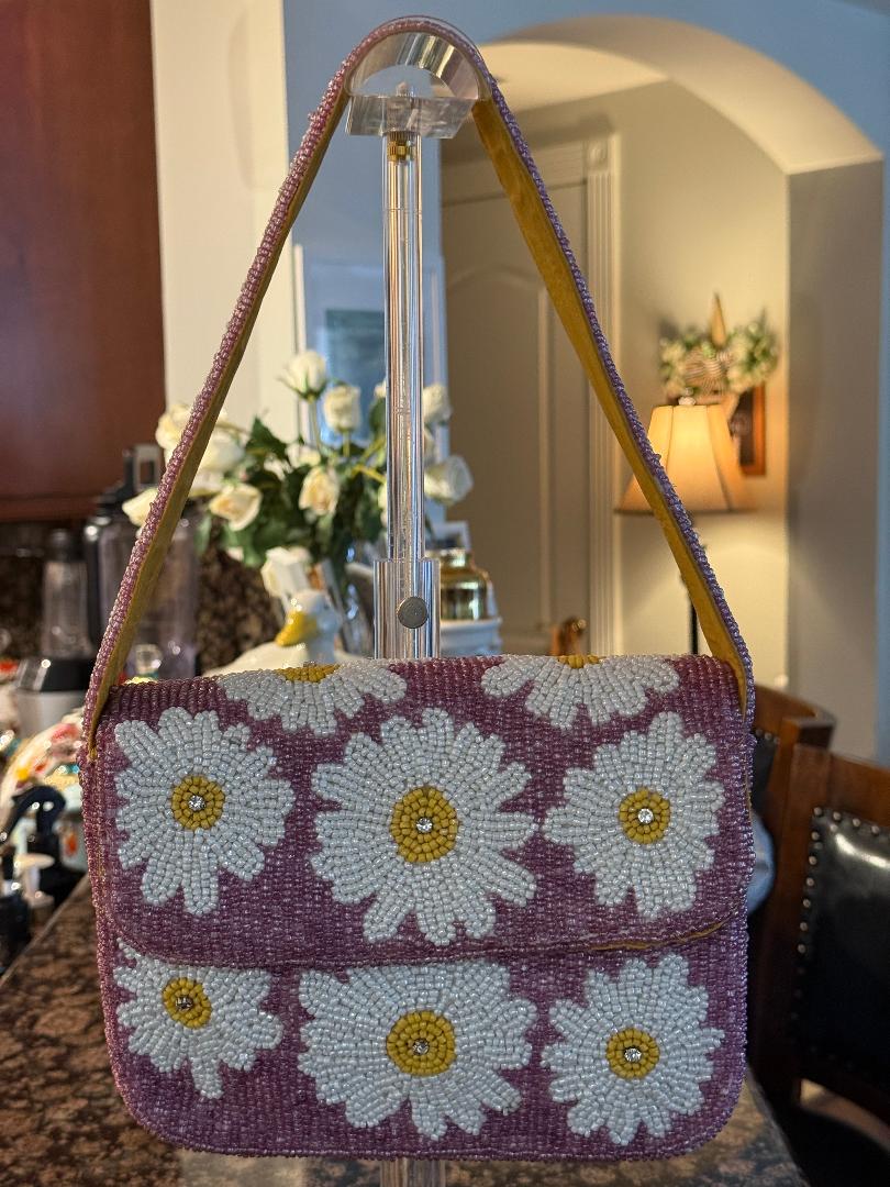 Trending Beaded Bags and Resort Collection - Pink & White Striped White Daisy Beaded Shoulder Bag