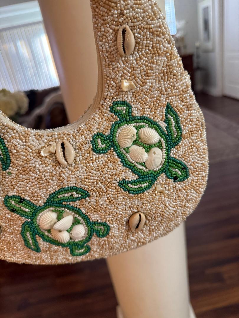 Beaded Bags and Resort Collection - Sea Turtle Top Handle with Sea Shells